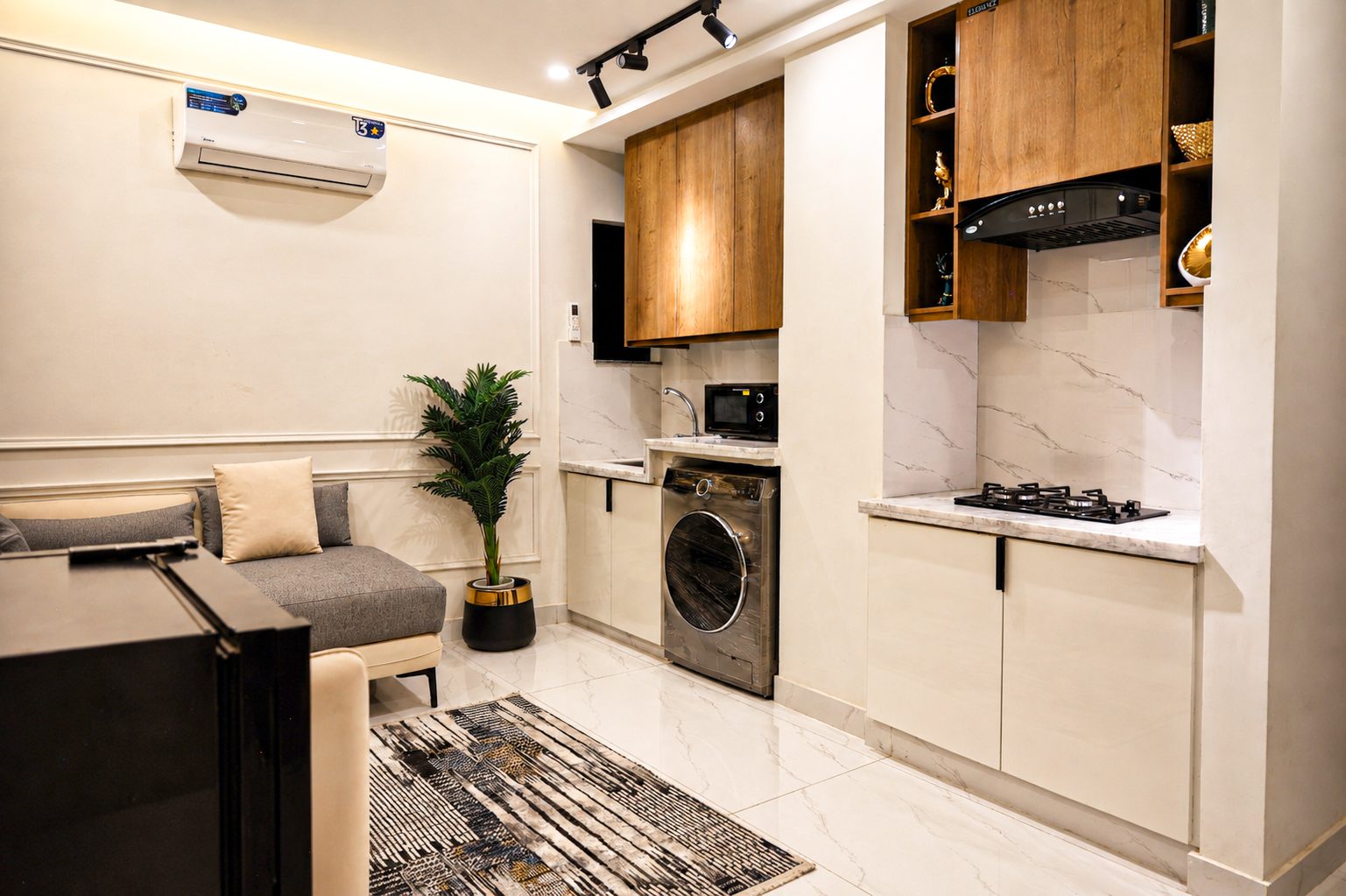 Fitted kitchen
