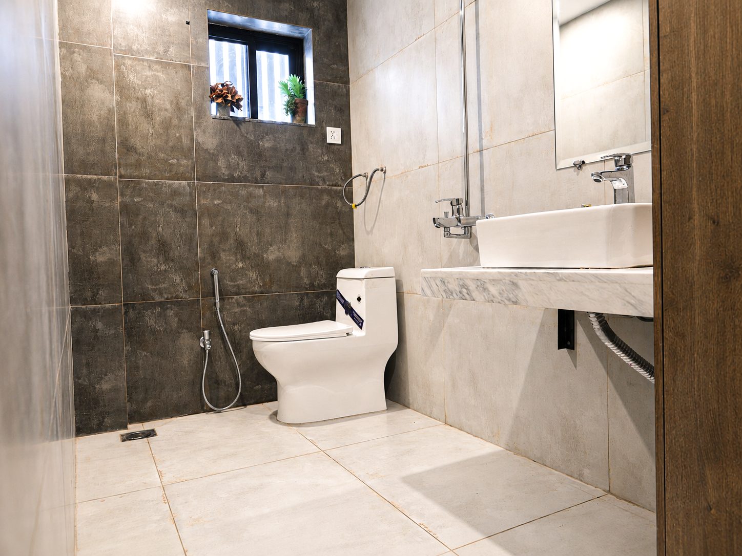 Modern bathroom